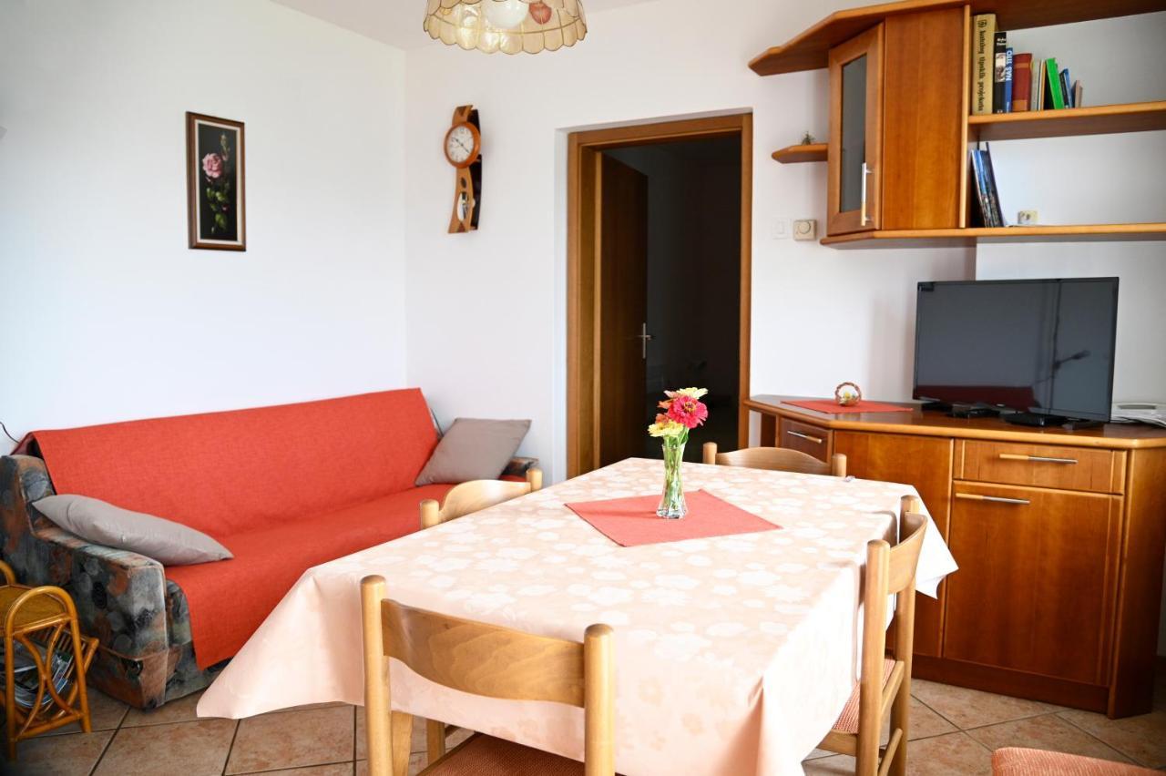 Apartma Cuk Dutovlje Exterior foto