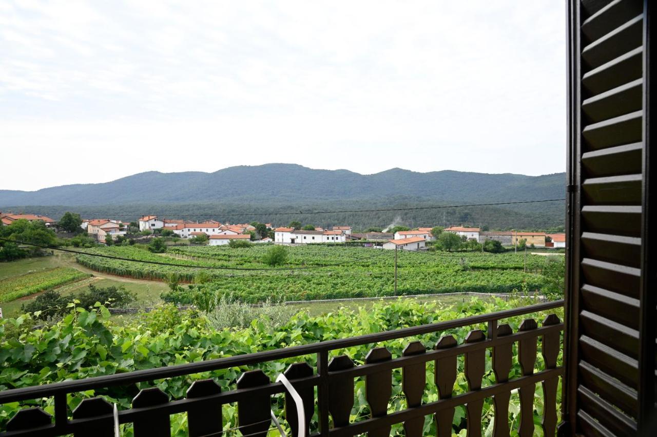 Apartma Cuk Dutovlje Exterior foto