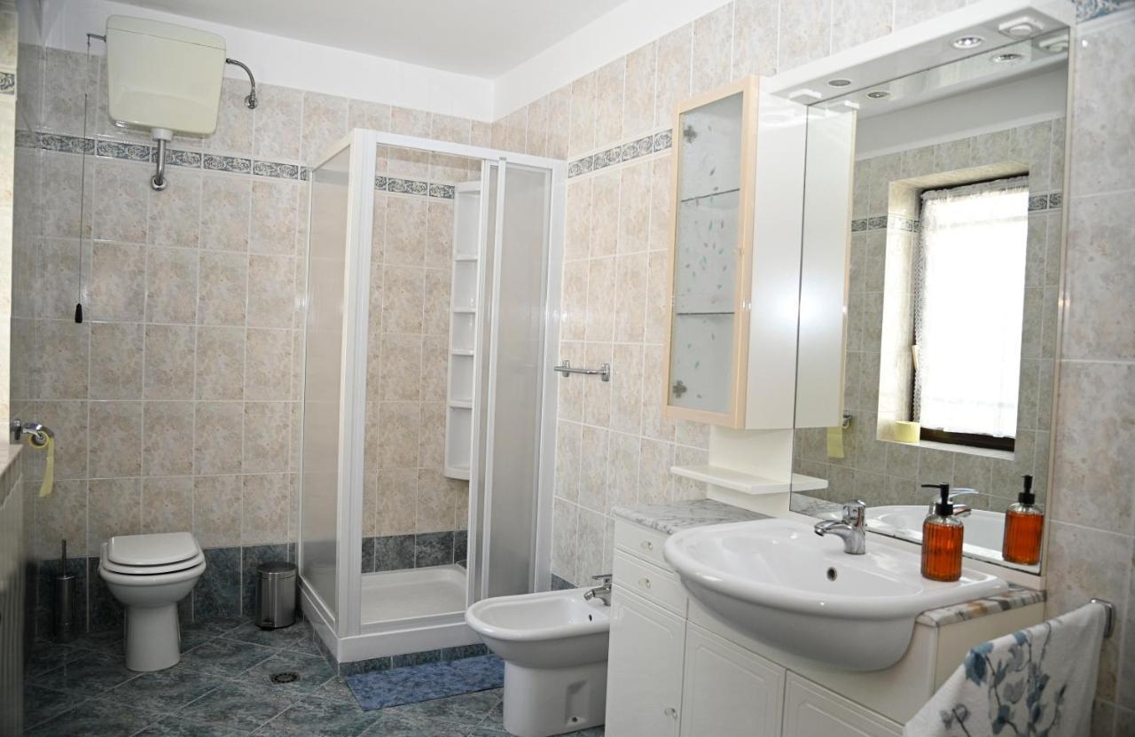 Apartma Cuk Dutovlje Exterior foto